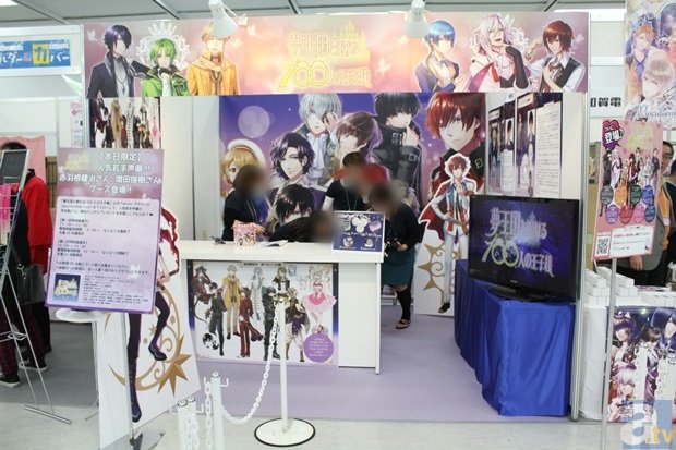 必威体育官网_七旬夫妻坚持健身房里“撸铁”