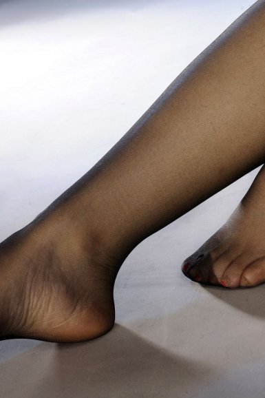 必威体育-2018CBA揭幕战辽宁男篮战胜山东男篮 赛前辽宁队升起冠军旗帜